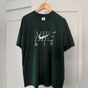 Vintage nike air t-shirt